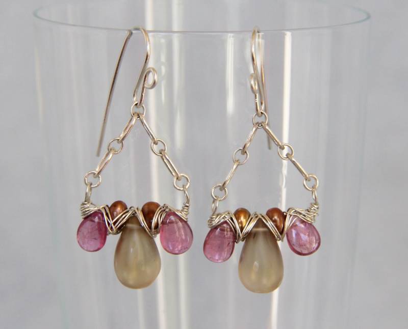 Handgemachte Sterling Silber Champagner Quarz Rosa Turmalin Ohrringe Mit Gold Perlen, Oktober Birthstone Schmuck, Edelstein von AdornmentsAndFrills