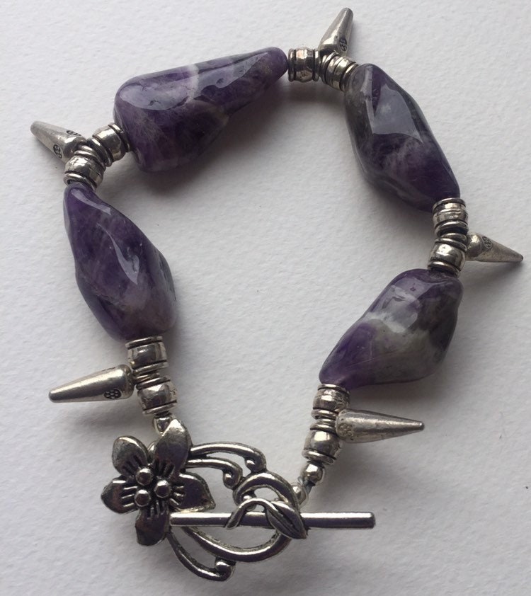 Armband Lila Und Silber von AdornmentsToAdore