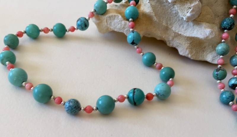 Collier Lange Türkis Raffiné Und Edelstein, Koralle Silber Sterling von AdornmentsToAdore