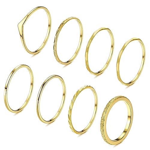 Adramata 8-teiliges Gold Ringe-Set für Damen: Vergoldete Edelstahl Ringe in Minimalistisch und Boho Stil, inkl. Fingerring und Daumenring von Adramata