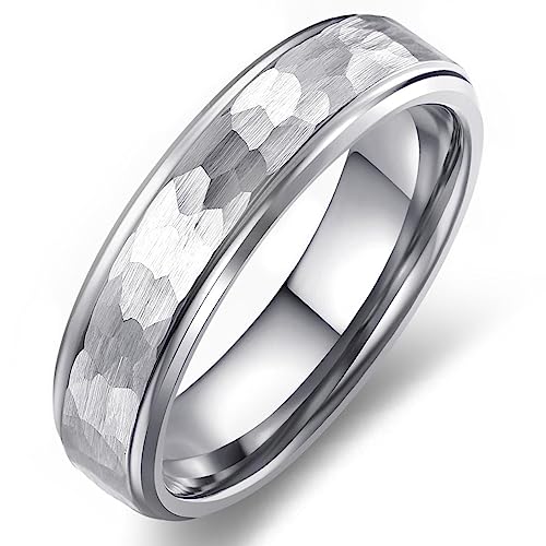 Adreamz Herren-Ehering aus gehämmertem Wolframkarbid, 6 mm, 8 mm, Schwarz / Silber, gehämmert, gebürstet und mit Stufenkante, 6, Wolframkarbid, Kein Edelstein Adreamz Herren-Ehering aus gehämmertem Wolframkarbid, 6 mm, 8 mm, Schwarz / Silber, gehämmert, gebürstet und mit Stufenkante, 6, Wolframkarbid, Kein Edelstein von Adreamz