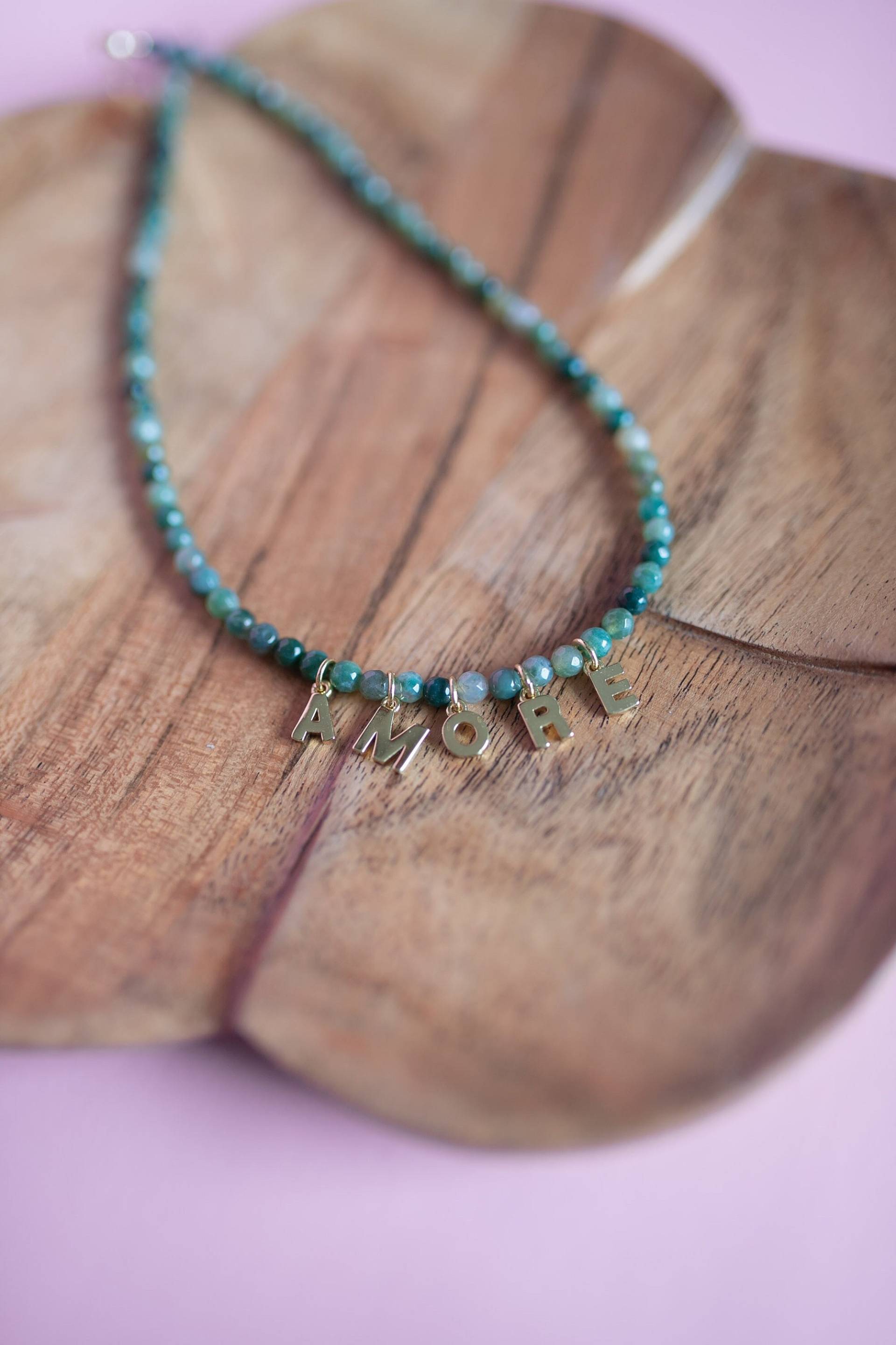 Amore Halskette | Gold Filled Schmuck Achat Geschenk Für Sie von LivAndAdri