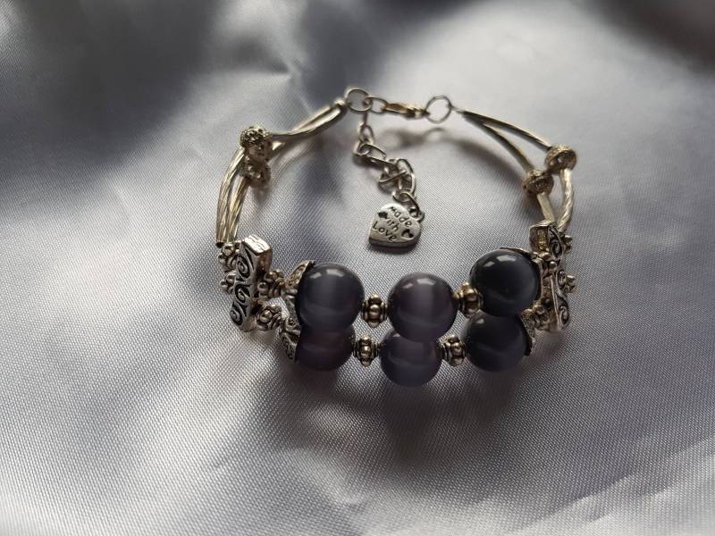 2 Reihe Metall Armband Mit Cat-Eye Perlen, Handgefertigt 2 Reihe Metall Armband Mit Cat-Eye Perlen, Handgefertigt von AdrianaHobby