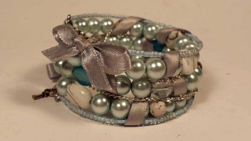 Leichte Blaue Perlen Armband Mit Opalite, Ketten, Bögen, Handgefertigte von AdrianaHobby