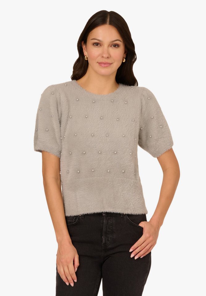 Adrianna Papell Stricktop Crew Neck Pearl Embellished Short Sleeve Fuzzy Sweater Delightfully soft short sleeve sweater von Adrianna Papell