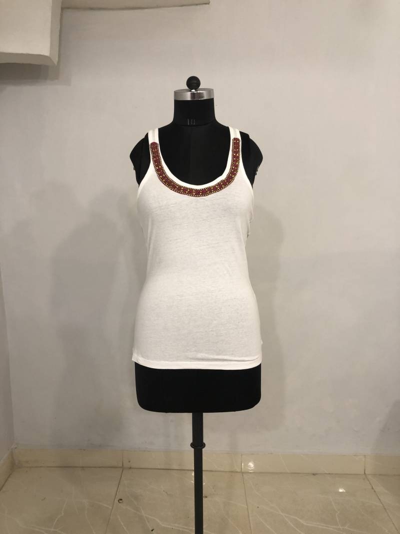 Handgesticktes Und Besticktes Tanktop/Handgesticktes von AdritiCouture