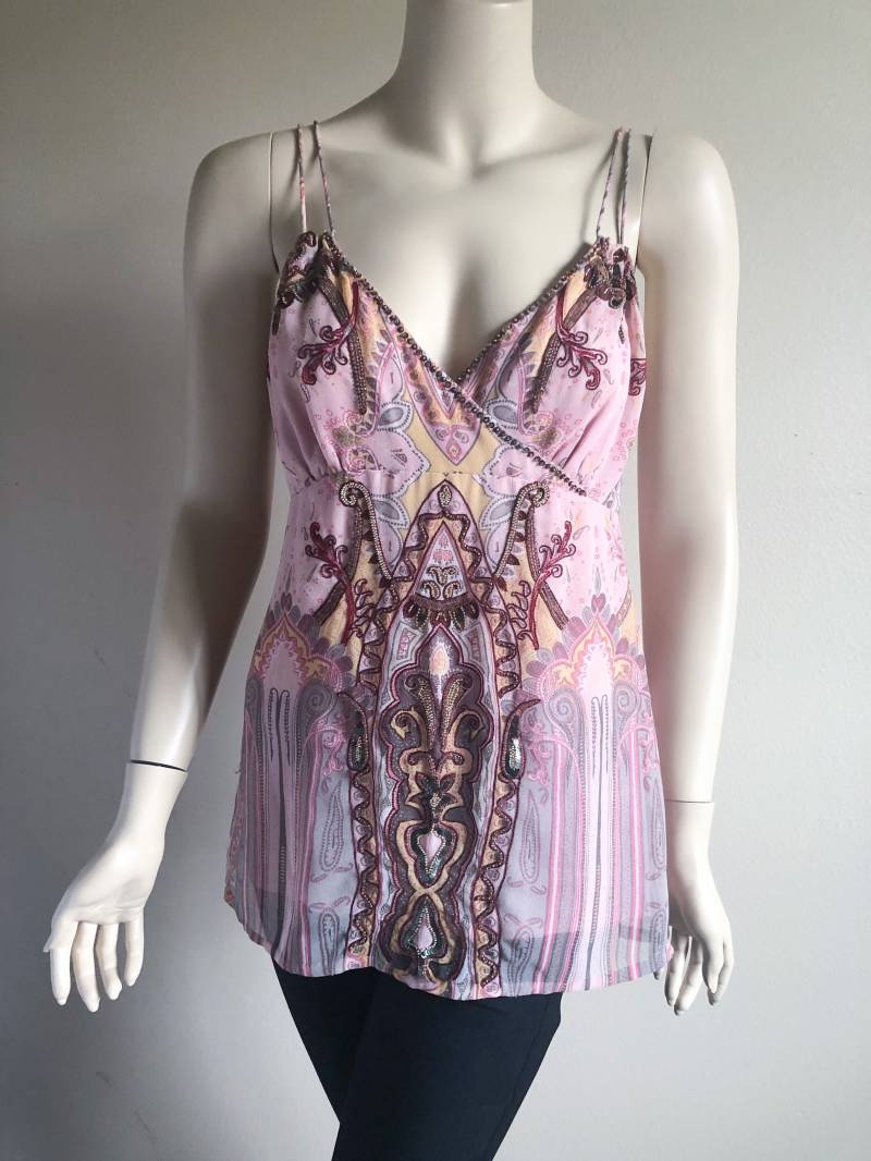 Pinke Georgette Handperlen Tank Top - /Luxus Kleidung von AdritiCouture