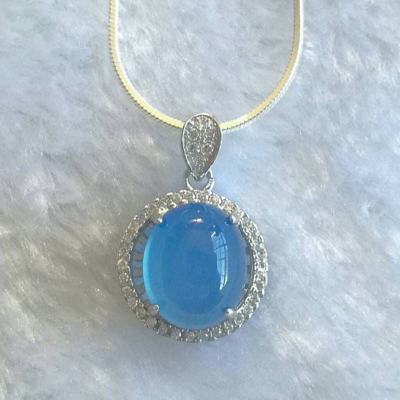Natürliche Chalcedon Halskette, Blaue Chrysopras Oval Cabochon, 18 K Weißgold Gefüllt Sterling Silber, Hochtransluzenten Achathalskette von AdvancedCollectibles