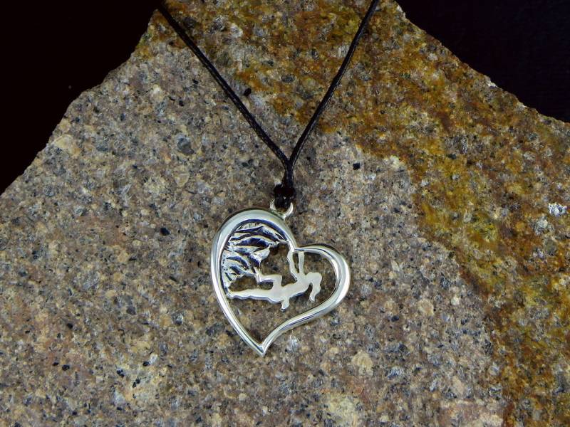 Climber Girl Herz Anhänger, 925 Silber - Kletterer Made in Italy von AdventureJewel