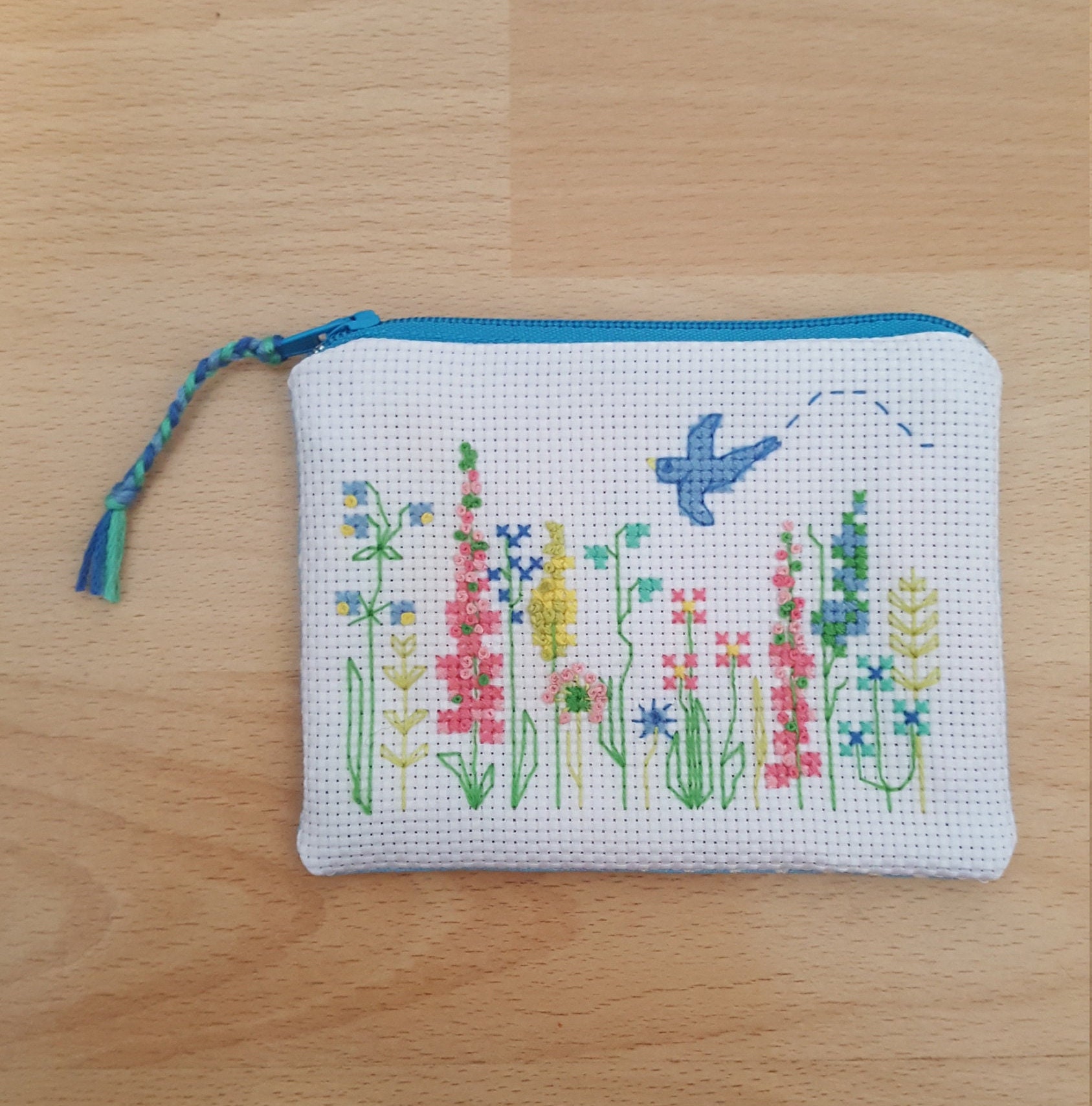 Wildblumenwiese Und Vogel Reißverschluss Geldbörse Wildblumenwiese Und Vogel Reißverschluss Geldbörse von AdventuresFromMySofa