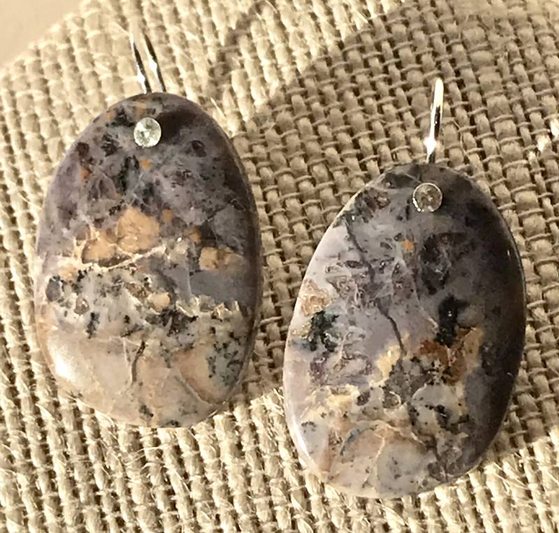 Amethyst Salbei Chalcedon Und Sterling Silber Ohrringe von Adyllic