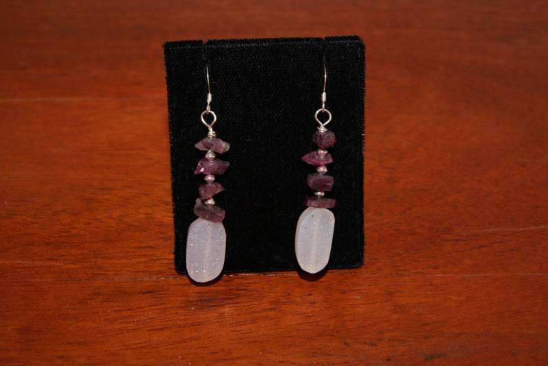 Natürliche Raue Rubin Perlen Und Natürliche Druzy Mit Sterling Silber Ohrringe von Adyllic