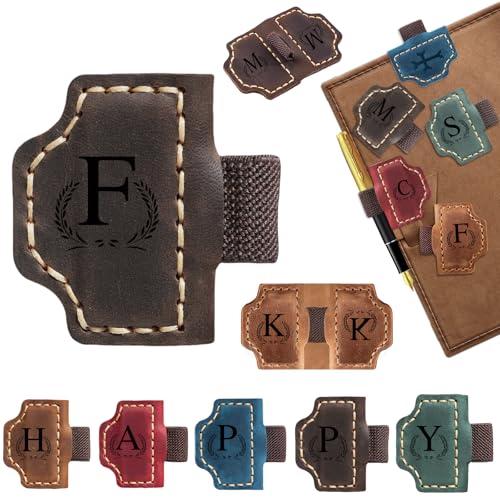 Lesezeichen mit Stifthalter, personalisierbar, magnetisches Leder-Lesezeichen mit 26 Buchstaben, personalisierbar, Geschenke für Buchliebhaber, Leser, Reisende, Leder-Lesezeichen (Dunkelbraun, F) von Aebgsa