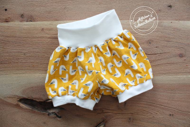Kurze Hose - Shorts Mitwachshose Sommerhose Ballonhose 56-122 Bio Kurze Hose - Shorts Mitwachshose Sommerhose Ballonhose 56-122 Bio von AeffchenSchneckchen