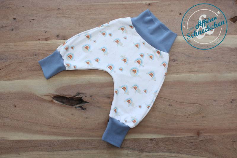 Pumphose - Mitwachshose Babyhose Hose Tragehose Gr. 44-104 Tragetuch Regenbogen Tiere Bio Pumphose - Mitwachshose Babyhose Hose Tragehose Gr. 44-104 Tragetuch Regenbogen Tiere Bio von AeffchenSchneckchen