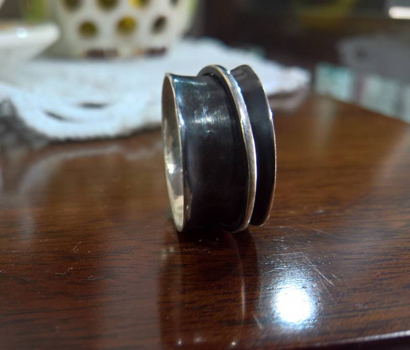 Unisex 12 Mm Breiter Ring Mit Spinner von AenaonAbyss