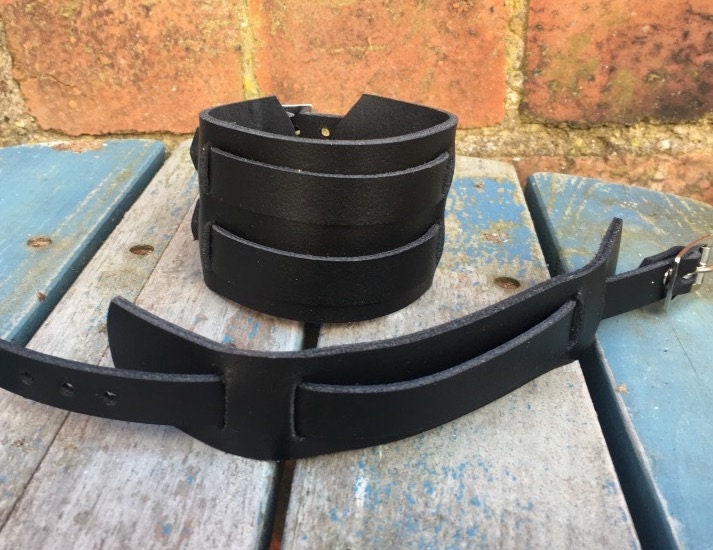 Echtlederband Schnalle Armband Auswahl An Farben Und Breiten Handgefertigt Manschetten von AeonLeather