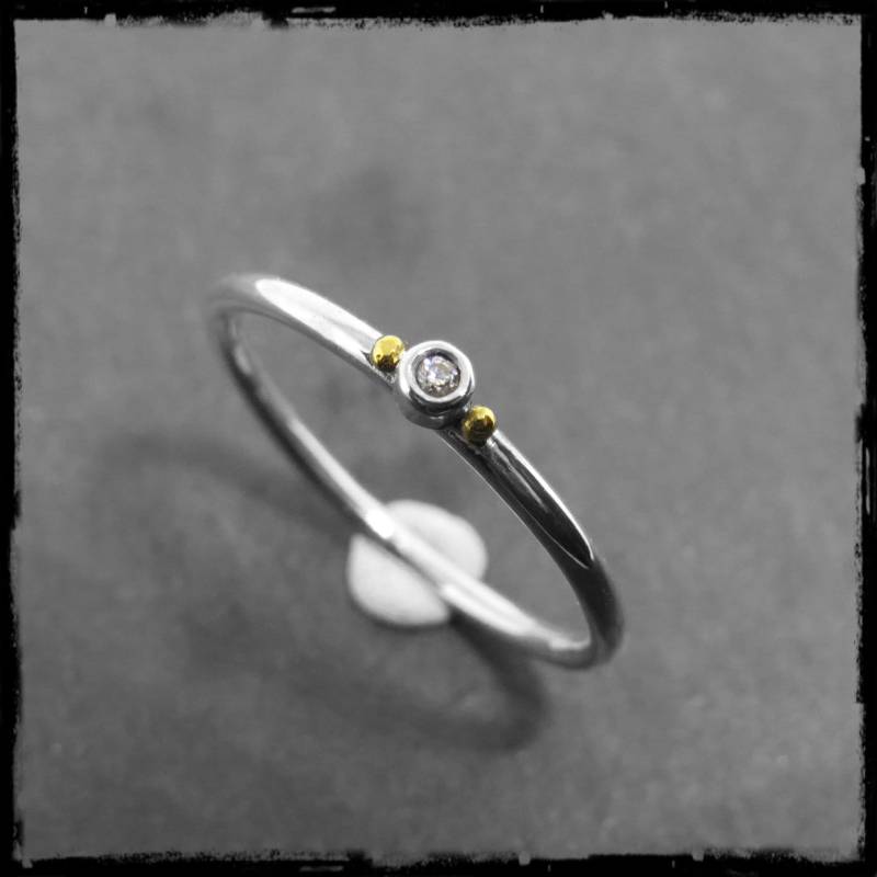 Solitärring Aus Massivem Silber, Kugel Gold Und Weißem Zirkonoxid - Verlobungsring Solitärring Aus Massivem Silber, Kugel Gold Und Weißem Zirkonoxid - Verlobungsring von AesLineaJewelry