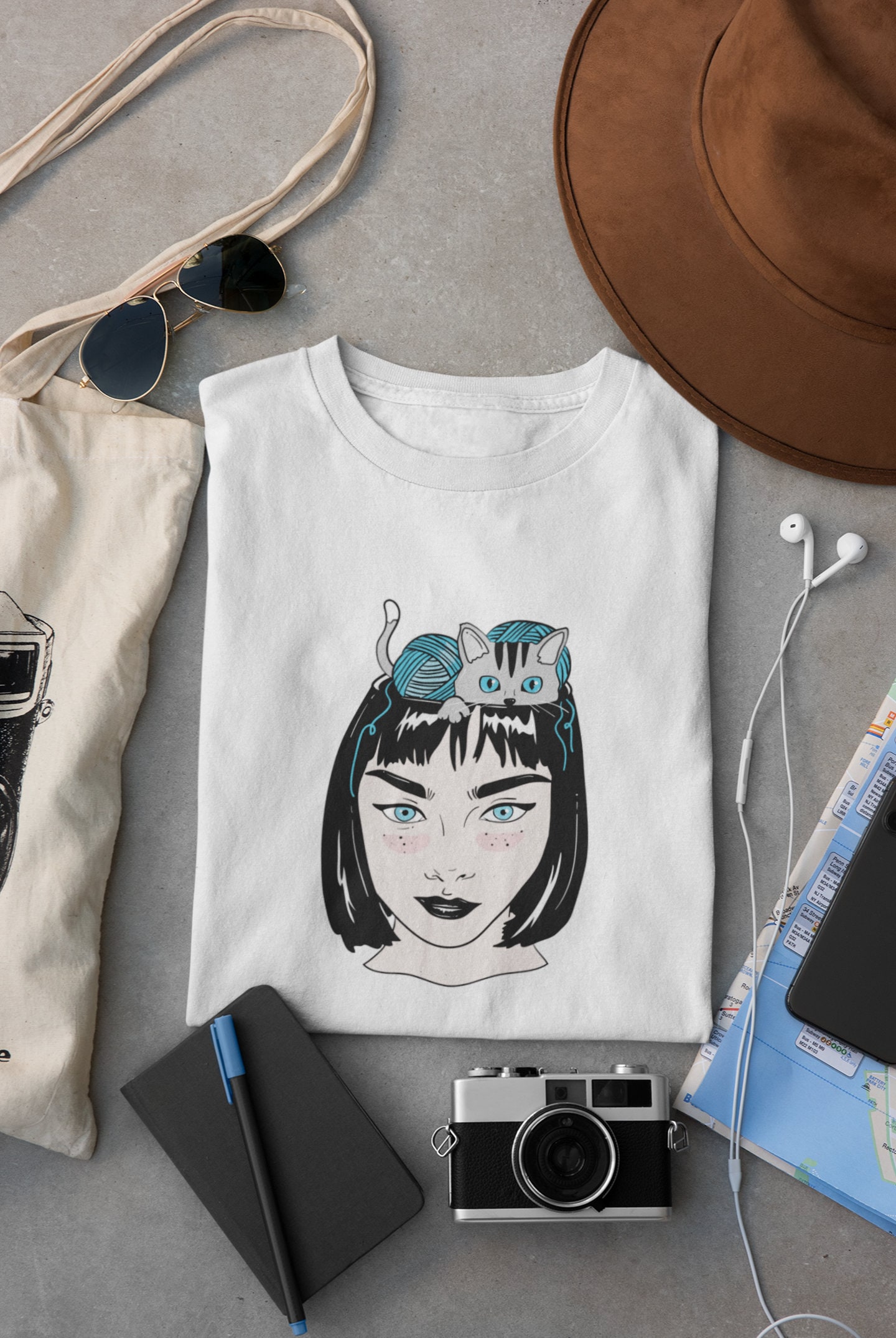 Surreales Gesicht Katze Illustrationen T Shirt - Zeichnung Frauen %100 Baumwolle Abstraktes One Line Fish Face von AestheticGoodsStudio