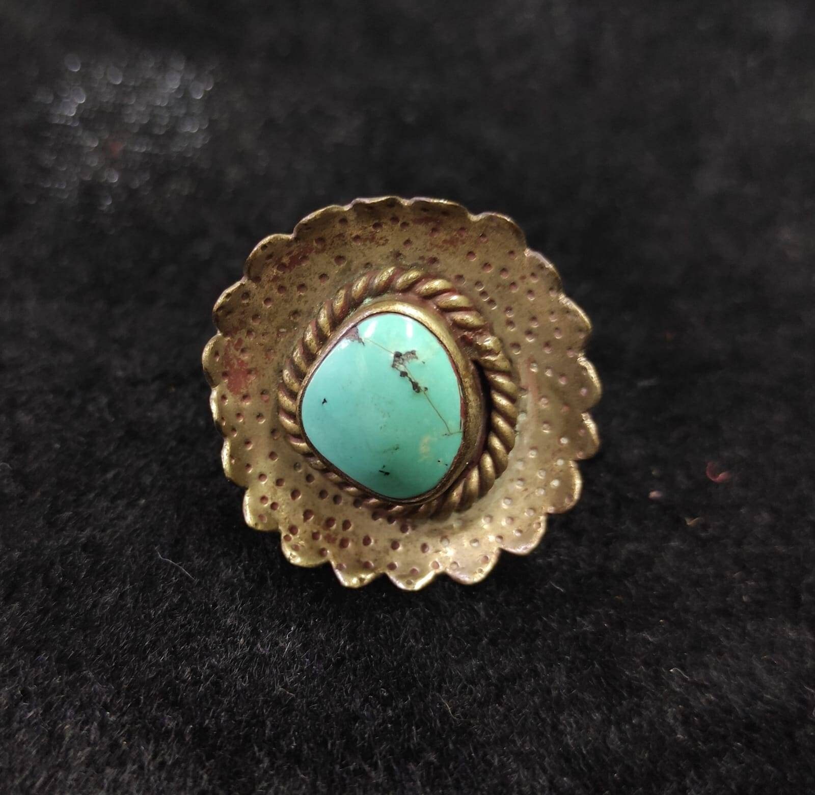 Schöne Natürliche Türkis Stein Alte Niedrige Silber Vintage Nepal Ring Schöne Natürliche Türkis Stein Alte Niedrige Silber Vintage Nepal Ring von AfghanJewelryShop