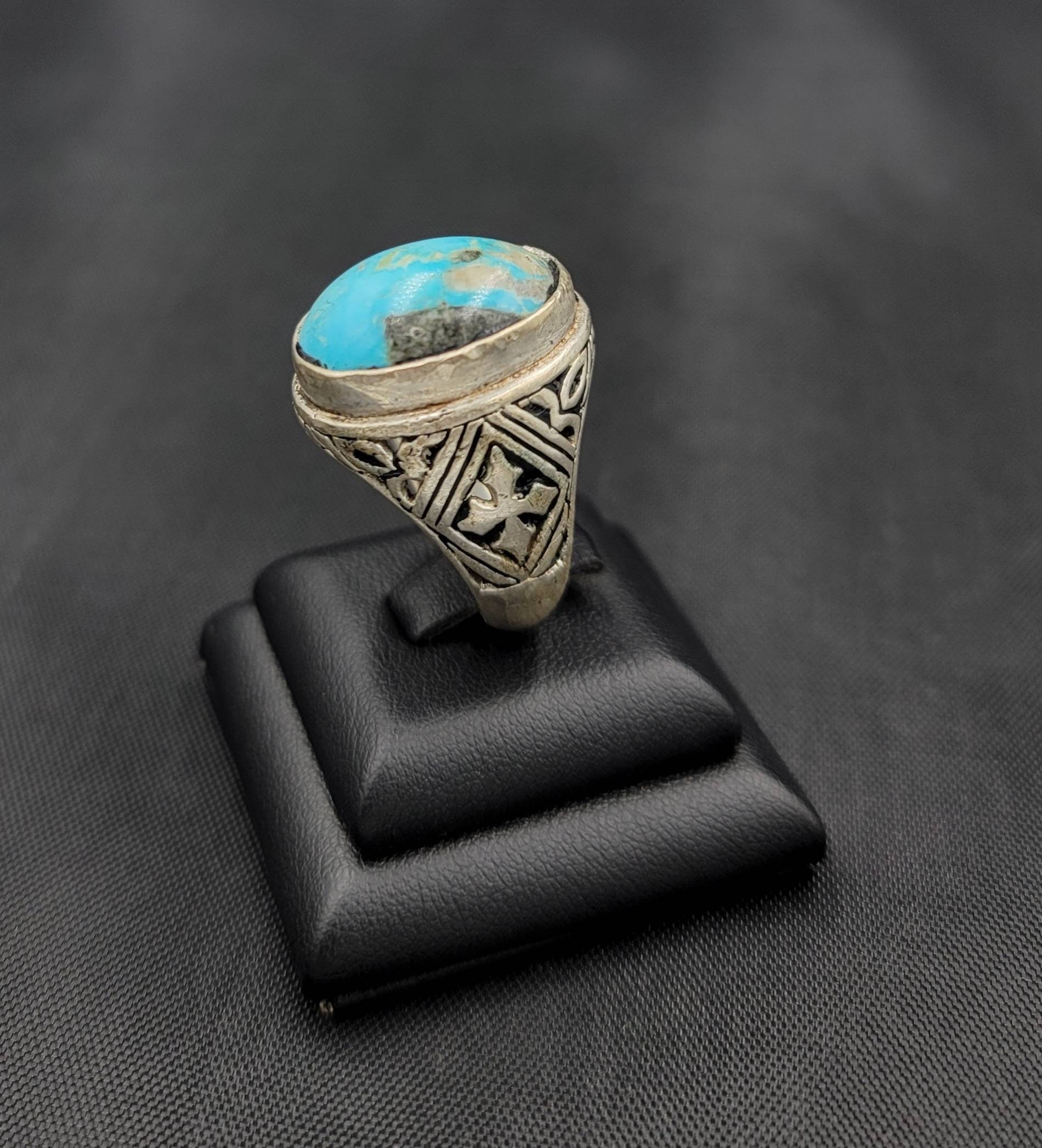 Soild Silber Schöner Vintage Handgemachte Ring Mit Natürlichen Türkis Stein Soild Silber Schöner Vintage Handgemachte Ring Mit Natürlichen Türkis Stein von AfghanJewelryShop