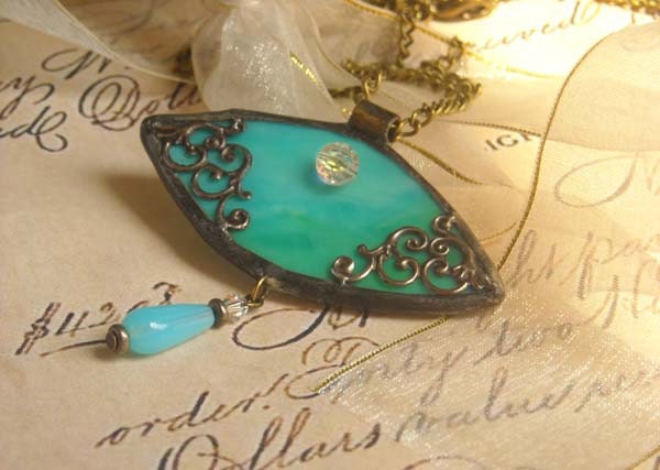 Aqua Victorian Inspiriert Gebeizt Glas Anhänger Aqua Victorian Inspiriert Gebeizt Glas Anhänger von AfricanSand