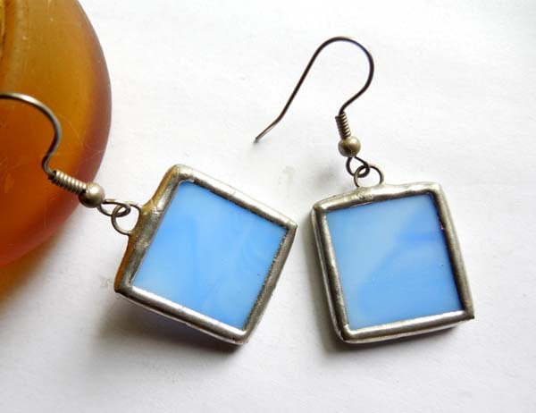 Blau Opak Buntglas Ohrringe Blau Opak Buntglas Ohrringe von AfricanSand