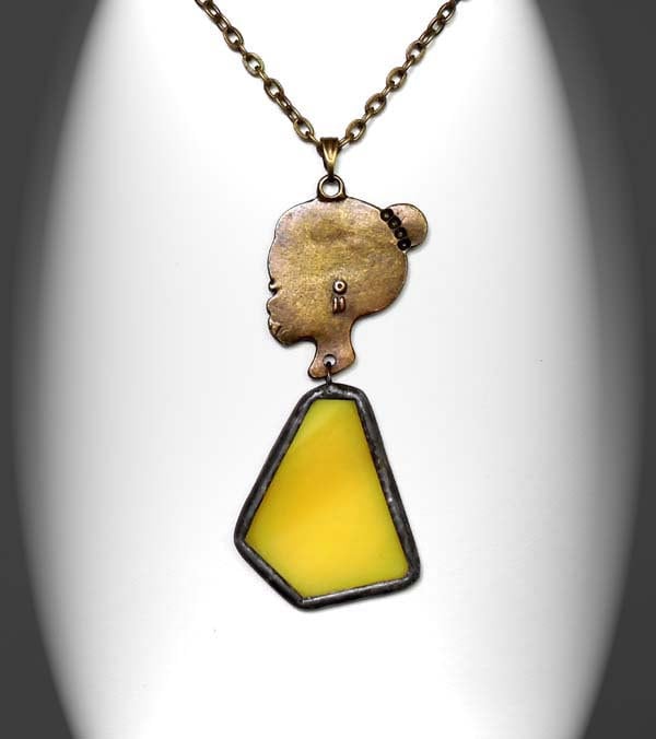 Meet Makaila - Buntglas Little Darling Anhänger Meet Makaila - Buntglas Little Darling Anhänger von AfricanSand