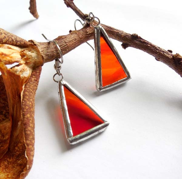 Rote Streaky Buntglas Ohrringe Rote Streaky Buntglas Ohrringe von AfricanSand