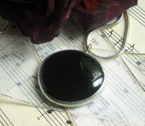 Schwarzglas Jewel Anhänger von AfricanSand