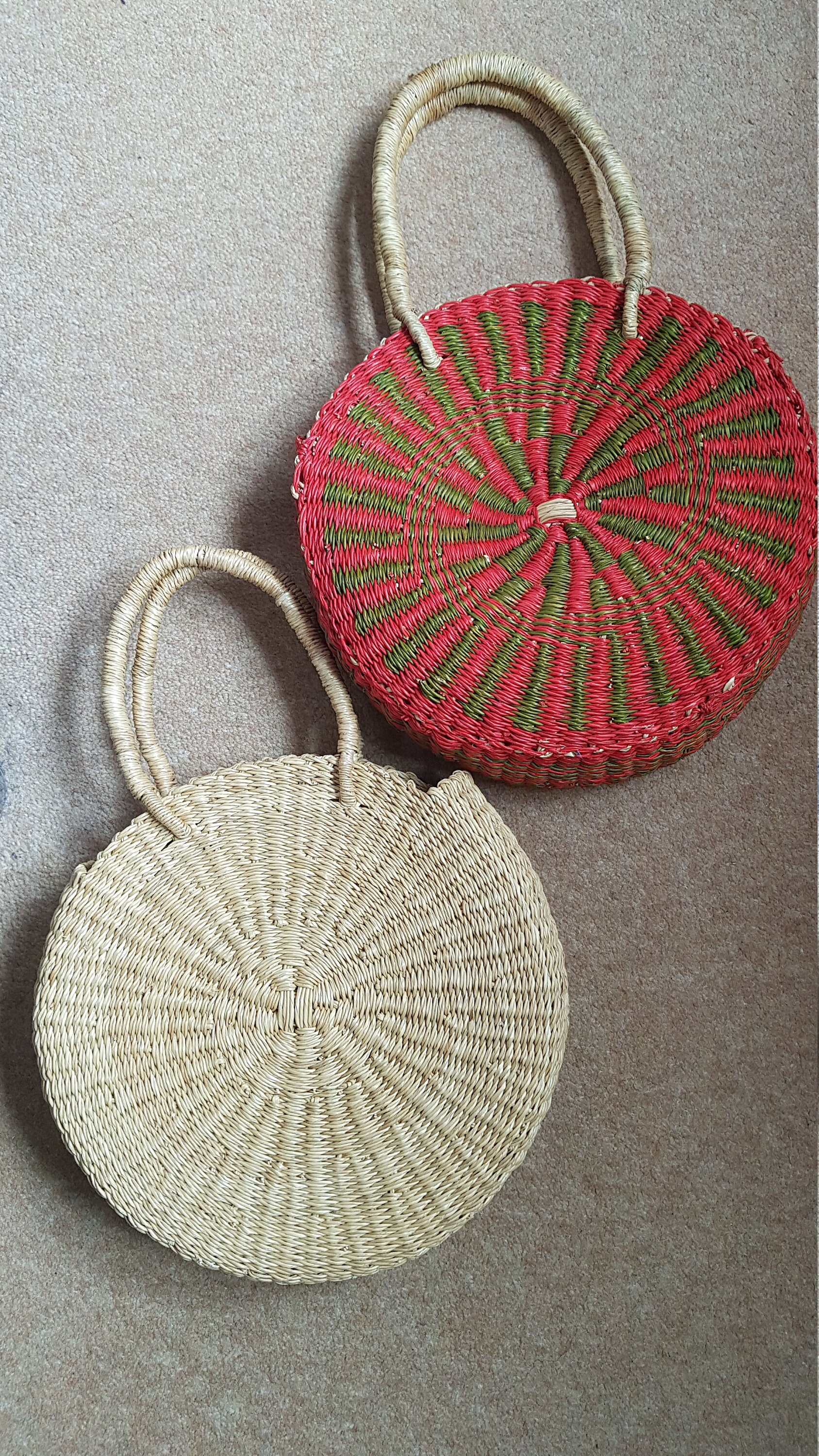 Handgewebte Raffia Henkeltasche Fairtrade Bio-stroh Handgewebte Raffia Henkeltasche Fairtrade Bio-stroh von Afriqueonline