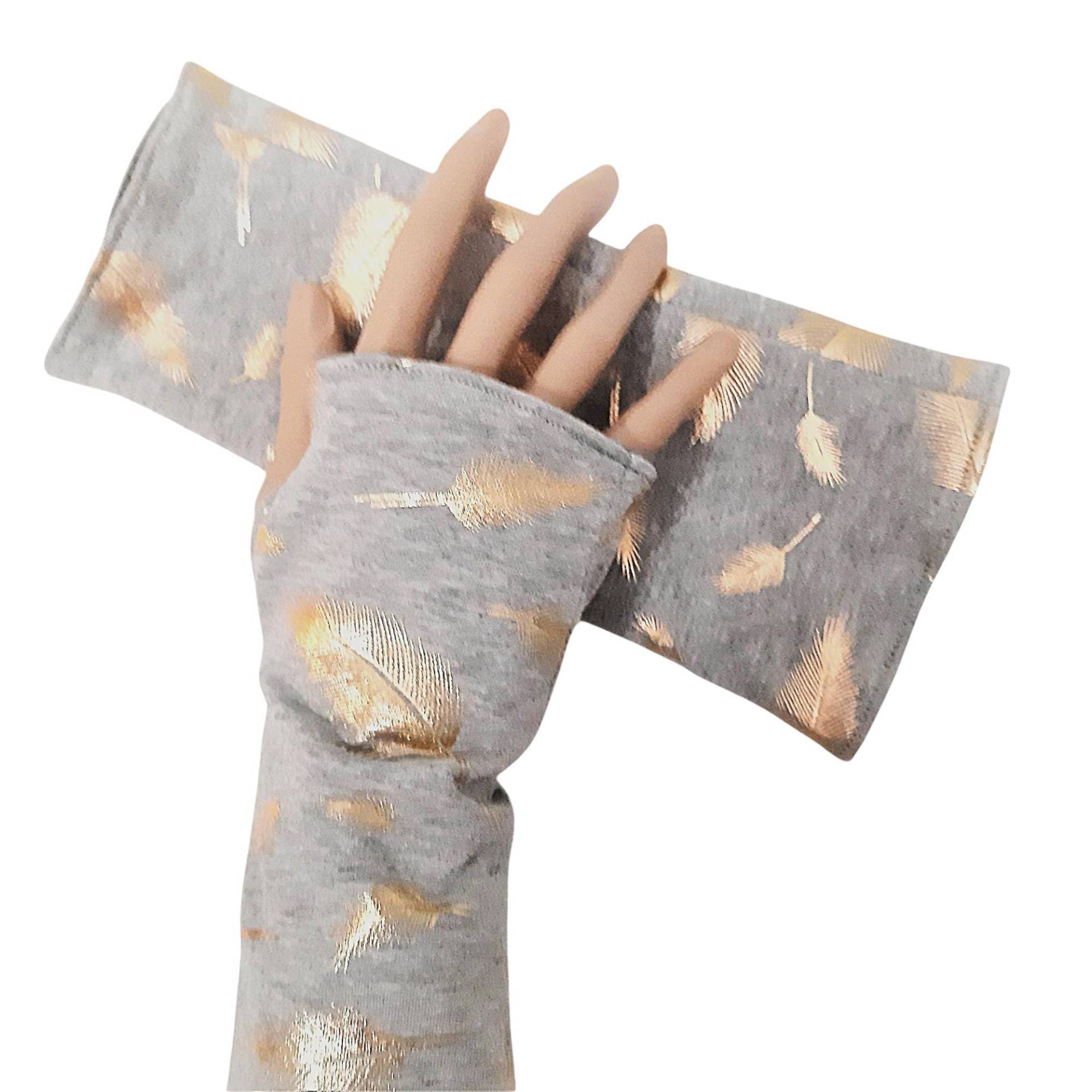 Armstulpen, Handstulpen, Stulpen Grau Mit Goldenen Federn von Afrosteff