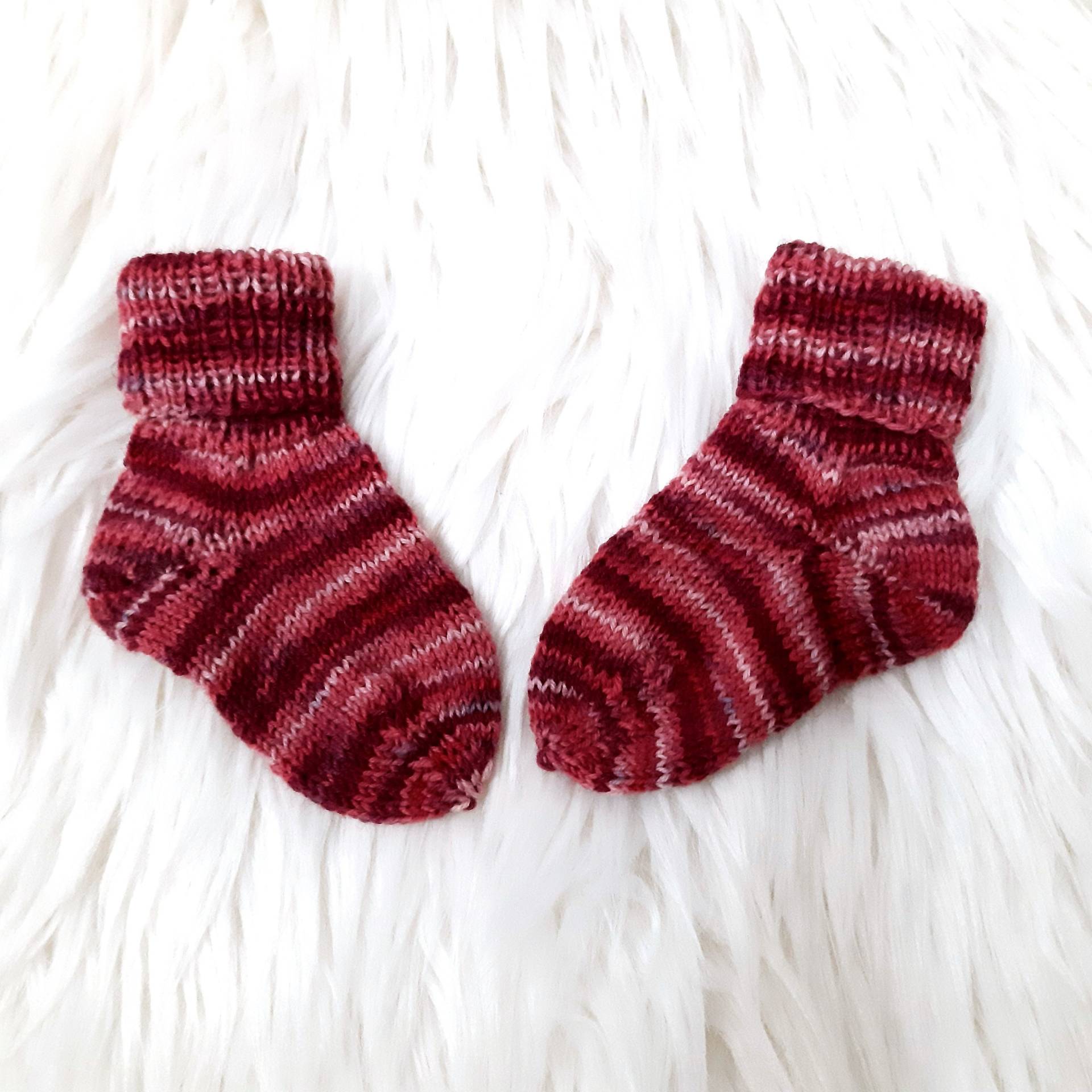 Babysöckchen, Erstlingssocken, Neugeborenen Socken von Afrosteff