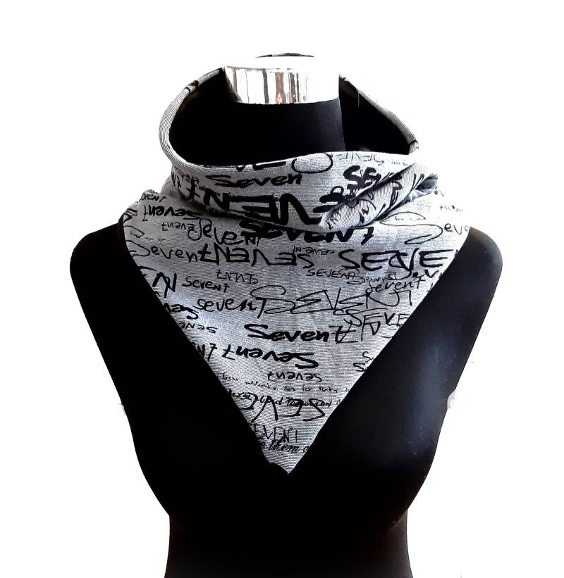 Schlupfschal in Dreiecksform Für Groß Und Klein, Dreieckstuch, Halstuch von Afrosteff