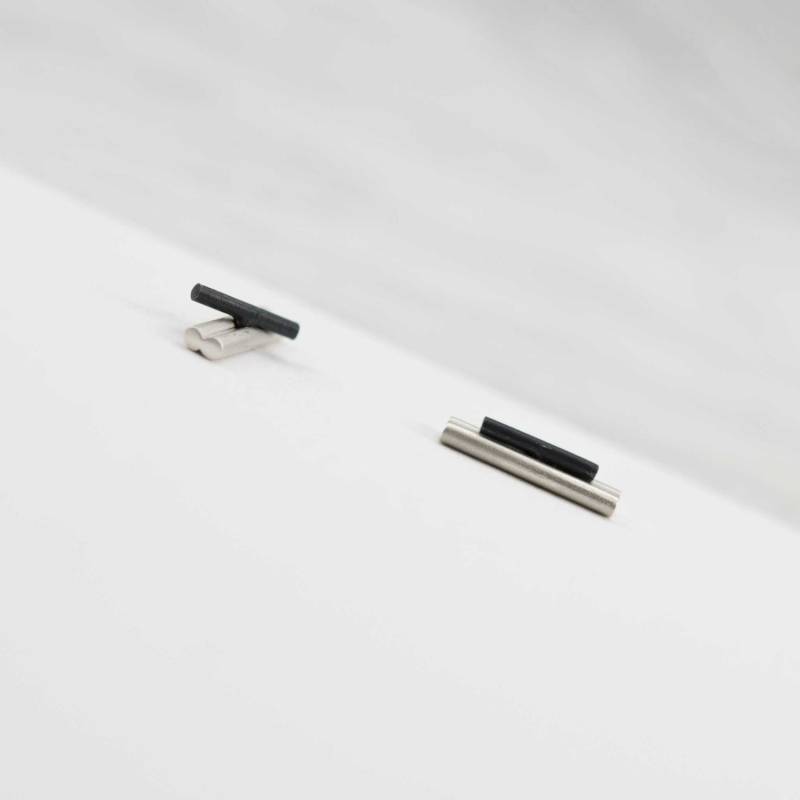 Mismatched Ohrstecker, Zwei in Einem von AgJc
