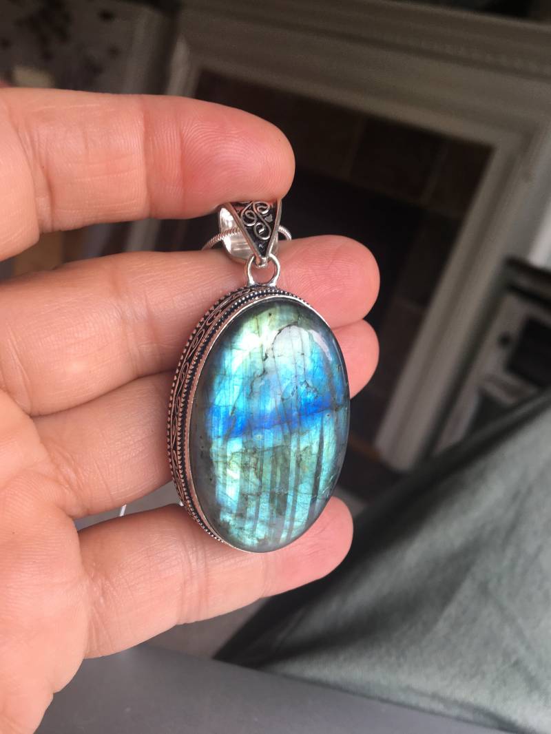 Halten. Vintage Sea Blue Oval Labradorit Halskette - Blau Sterling Silber Platte Anhänger von AgateBeachcomber