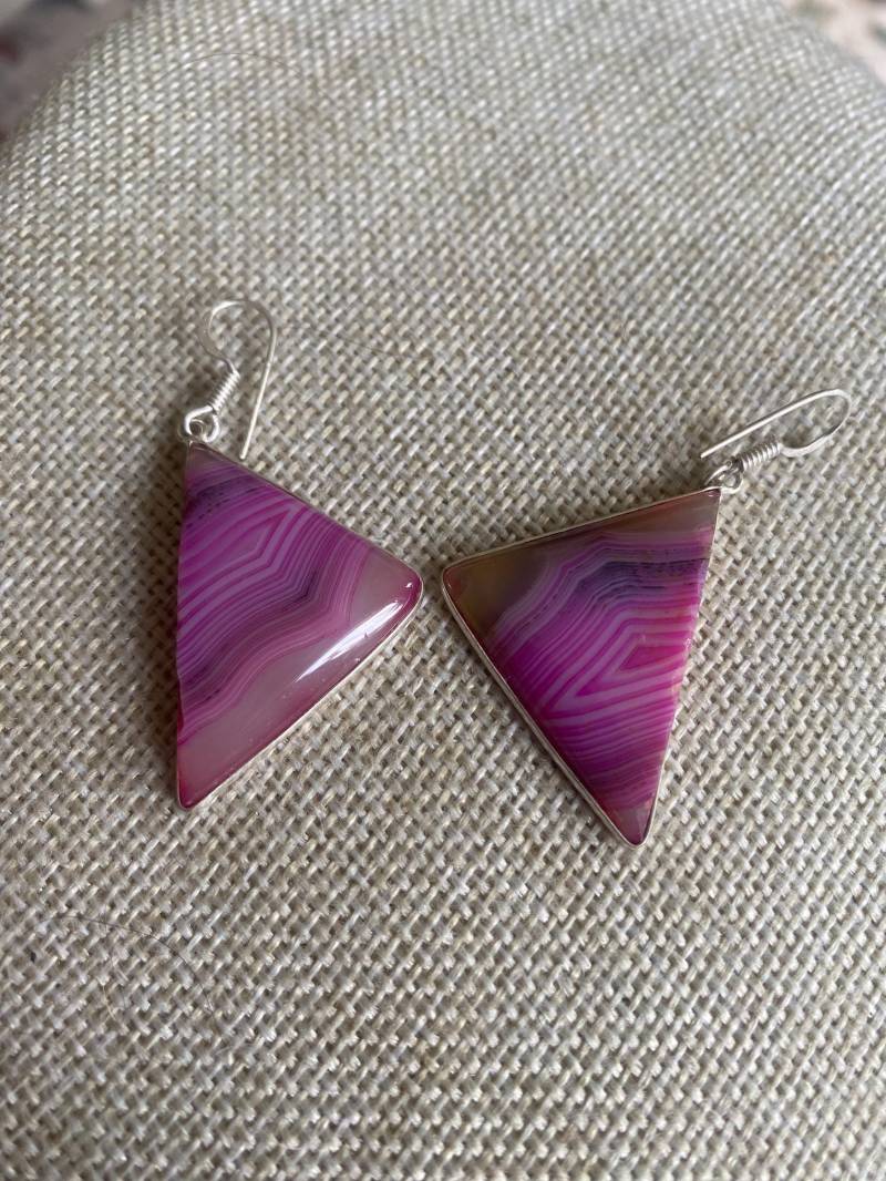 Rosa Botswana Achat Dreieck Ohrringe, Sterling Silber Überzogene Ohrringe von AgateBeachcomber