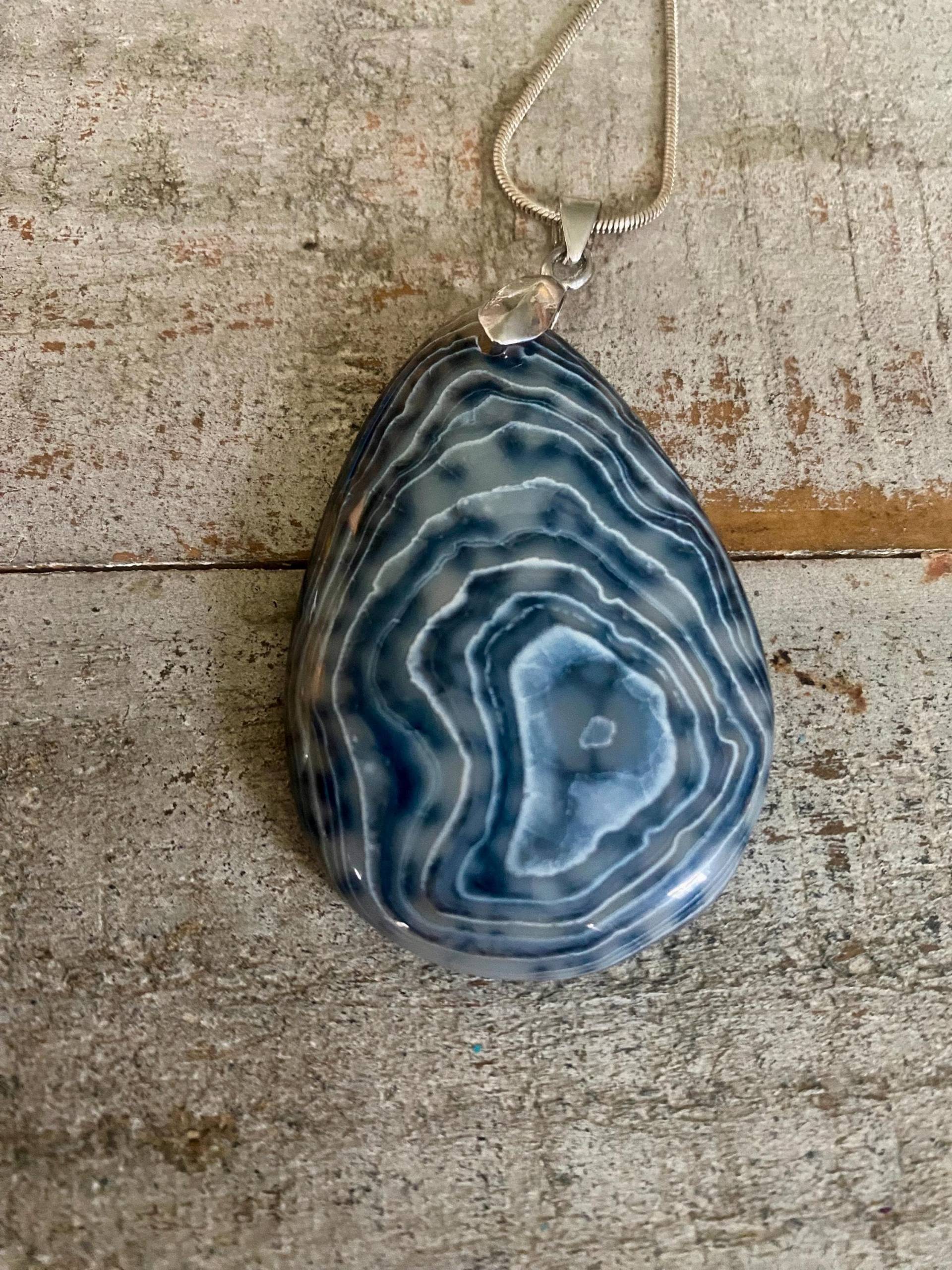 Schwarz/Blau Achat Anhänger-Schwarz Teardrop Anhänger Halskette-Schwarz Halskette von AgateBeachcomber