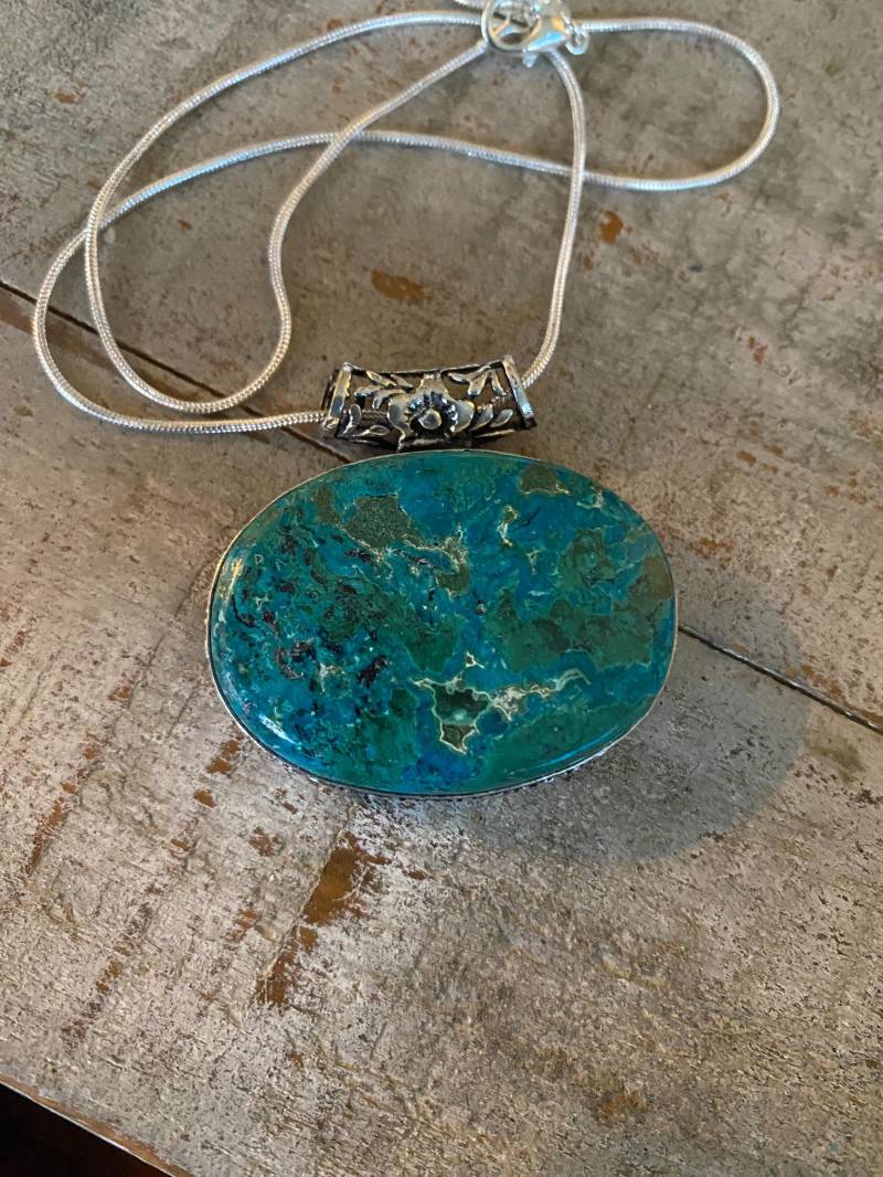 Weihnachten Sale Grüne Oval Chrysokoll Anhänger Halskette-Grüne Ovalförmige Halskette von AgateBeachcomber