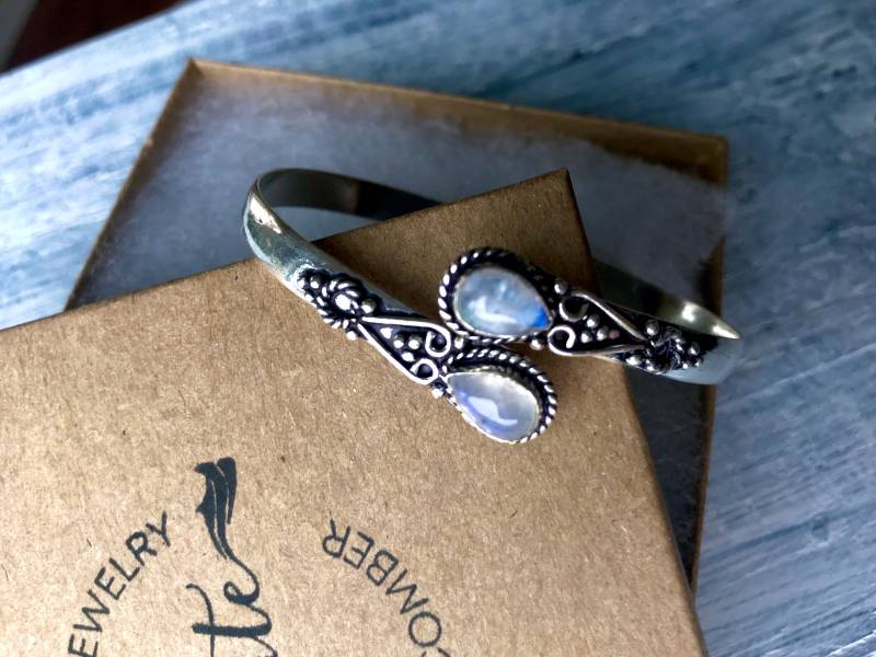 Weihnachts Sale Regenbogen Mondstein Manschette -Einstellbar Armband-925 Sterling Silber Überzogene Armband-Vintage von AgateBeachcomber