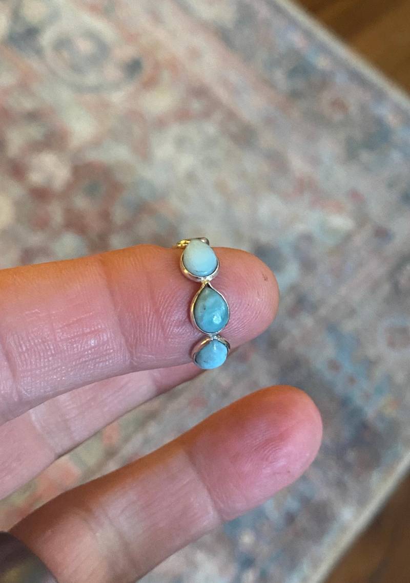 Zierlicher Multi Larimar Tropfen-Ring - Sterling Silber Größe 15 von AgateBeachcomber