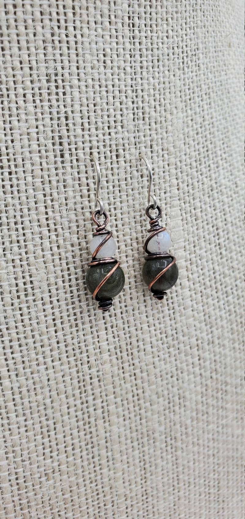 Mondstein Und Labradorit Ohrringe von AgateEyeCreations