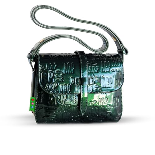 Agatha Ruiz de la Prada – Umhängetasche aus grünem Lackleder mit eingraviertem ARP-Logo und Klappenverschluss von Agatha Ruiz de la Prada