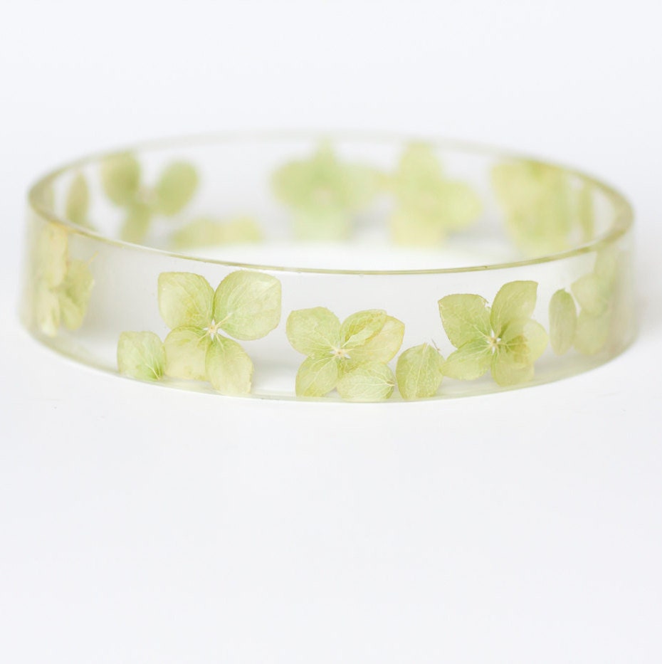 Gepresste Hortensie Blume Resin Armband - Armreif Gepresste Hortensie Blume Resin Armband - Armreif von Agnera