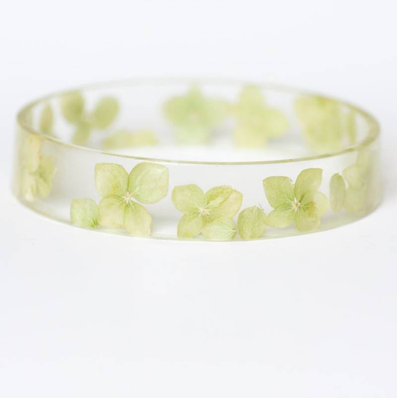 Gepresste Hortensie Blume Resin Armband - Armreif Gepresste Hortensie Blume Resin Armband - Armreif von Agnera