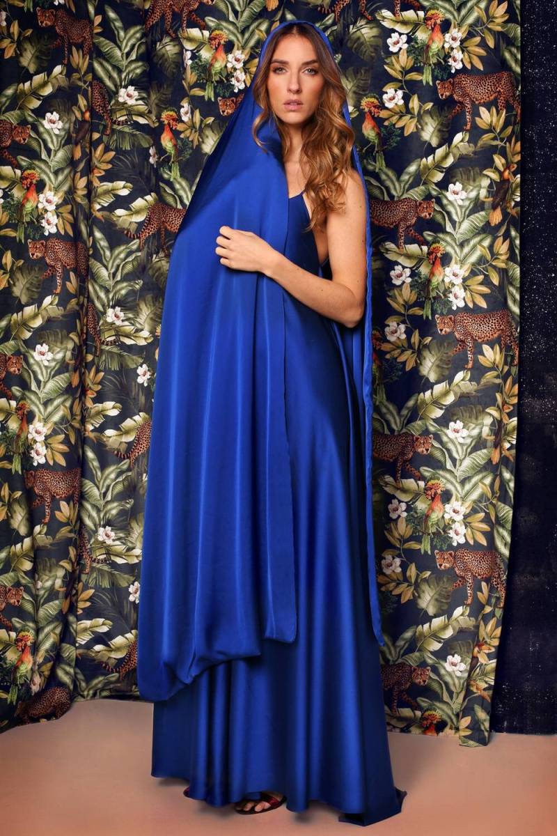 Langer Seiden-Satin-Schal - Gedoppeltes Design von AgnesMiraRosa