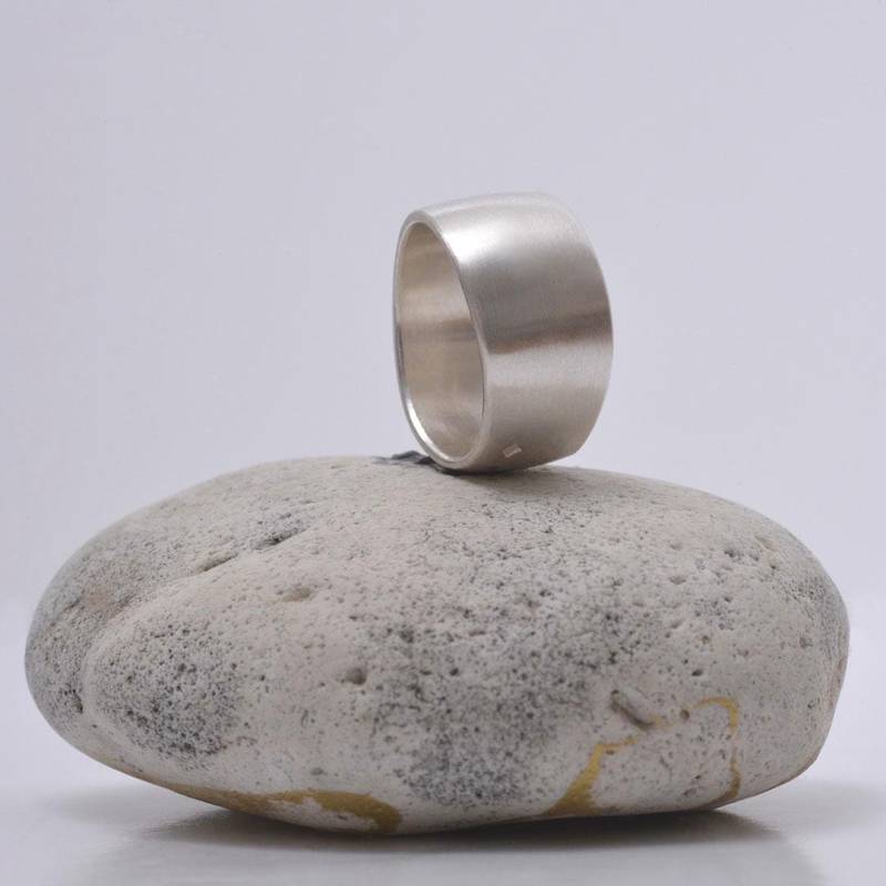 Breiter Zickzack-Ring Aus 925Er Silber - Designerring Für Damen Und Herren, Massives 10 Mm Oder 11 Mm, Handgefertigter Schmuck, Moderner Ehering von AgnesMoulinot