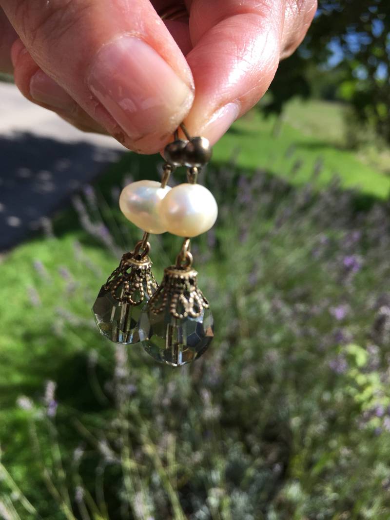 Glas Und Zuchtperle Filigrane Ohrringe Glas Und Zuchtperle Filigrane Ohrringe von AgnesPurcellJewels