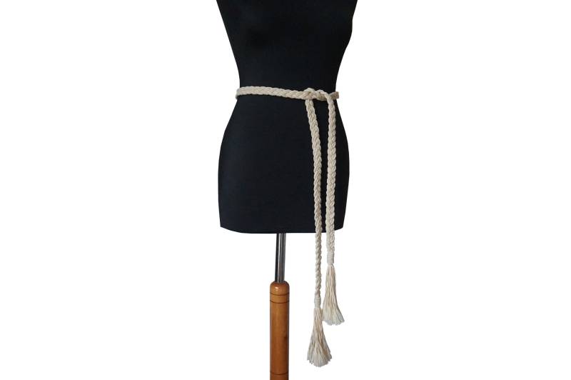 Geflochtener Baumwollseil-Schnur-Quasten-Gürtel Geflochtener Baumwollseil-Schnur-Quasten-Gürtel von AgrafaStore
