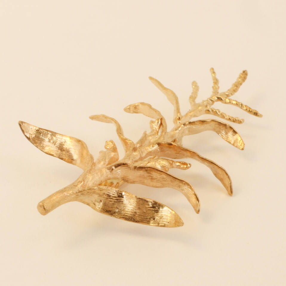 14Kt Gold Maisstiel Brosche Handgravierter Maisschmuck von Agrijewelry